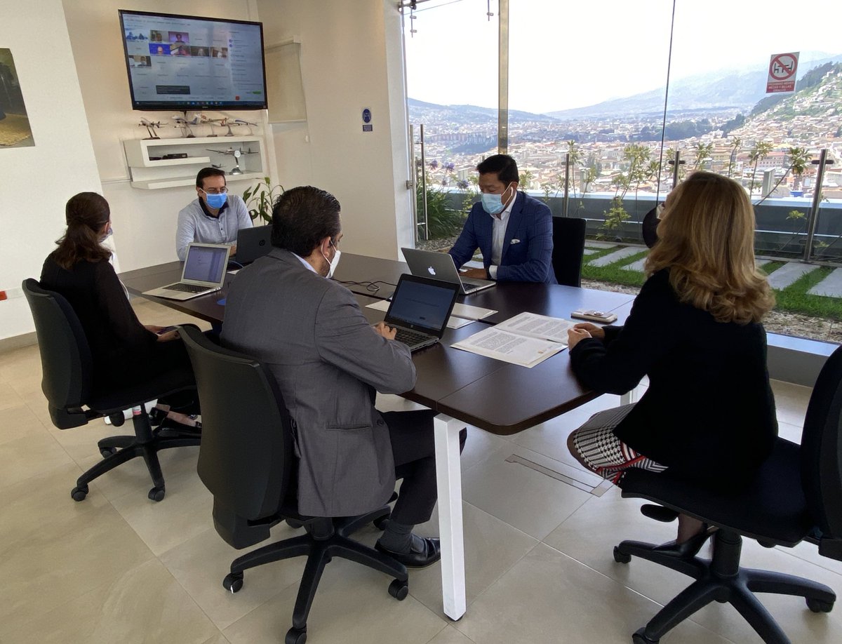 TurismoEc's tweet photo. [AHORA] Inicia el evento virtual “Lanzamiento de la Mesa Ejecutiva de Turismo”. Síguelo en vivo a través de siguiente enlace ➡️ https://t.co/DFBHn9tijU. https://t.co/0iCUFXXh5X