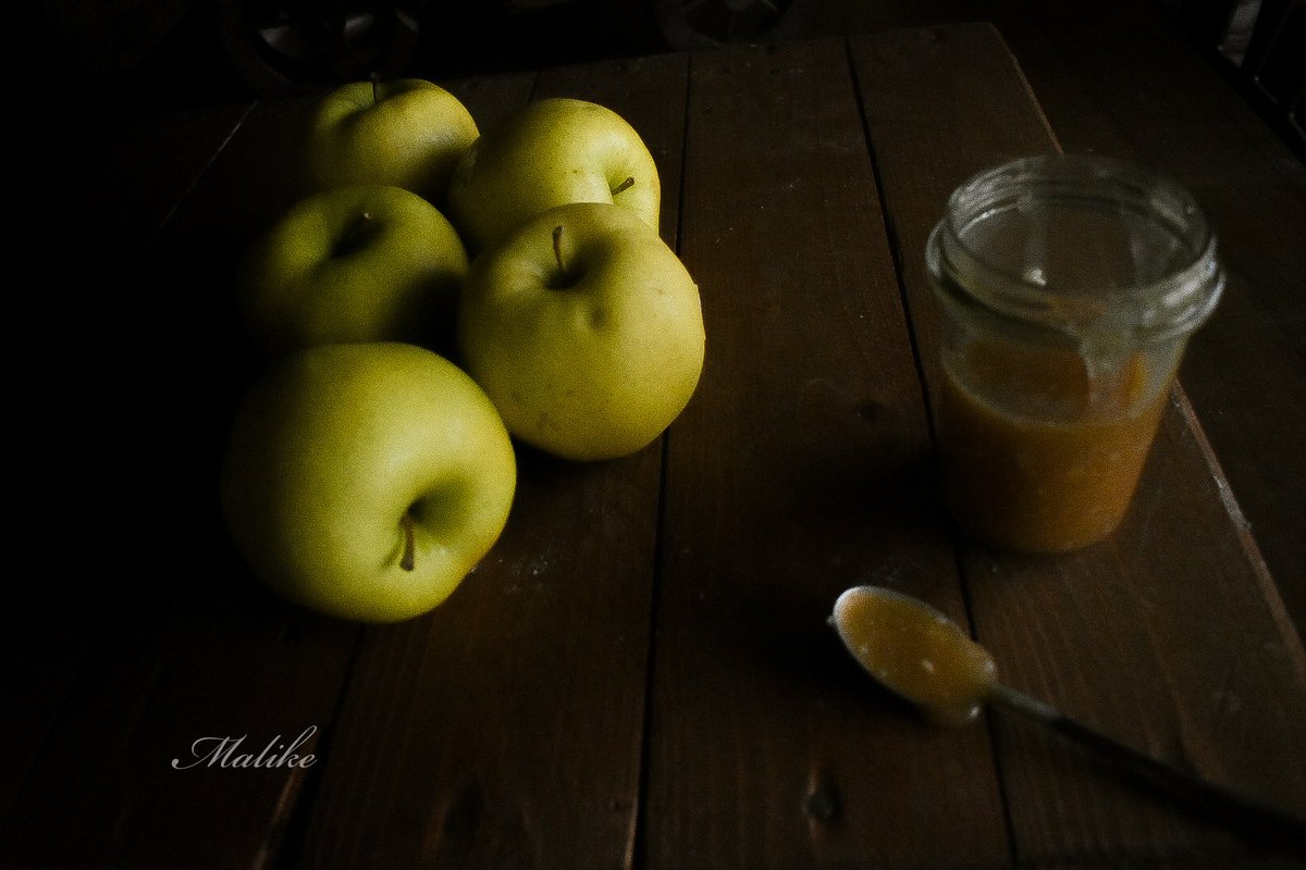 michelabrugnoli's tweet photo. Profumi invernali.
Mele e cannella
#tv_living
#tv_stilllife
#italiaintavola
#fooditaly
#thatsdarling
#vzcomade
#beautifulcousine
#hautecousine
#feedfeed
#cookmagazine
#still_life_gallery
#lifeandthyme
#morniglikethese
#gateringlikethese
#rsa_vsco
#deltadelpo https://t.co/0J4nUhxstN