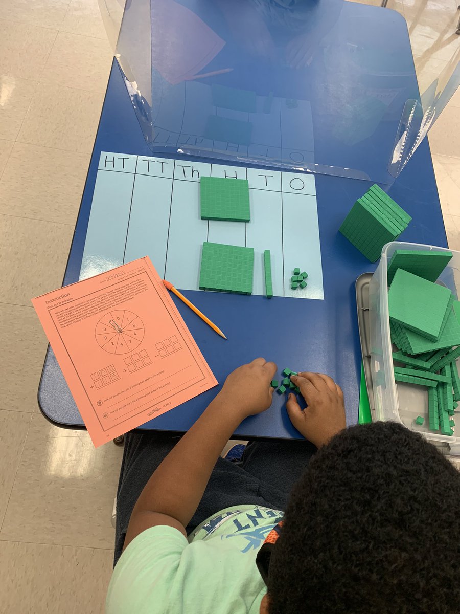 MrsSheriMoebes's tweet photo. Math intervention with base 10 blocks! It’s fun to see the kids excited to learn with manipulatives! https://t.co/bSIhqi7Qrs