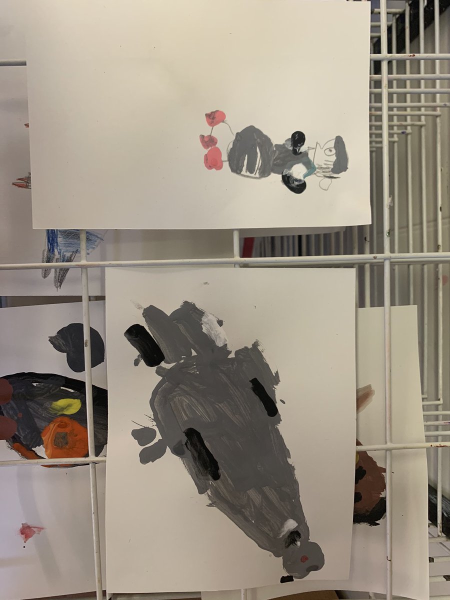 CookMisss's tweet image. Today in my reception placement we drew birds, I took children individually to draw/ colour/ paint some birds! One of which isn’t at a level to draw to he painted one! These were the outcomes they seemed to enjoy it very much.