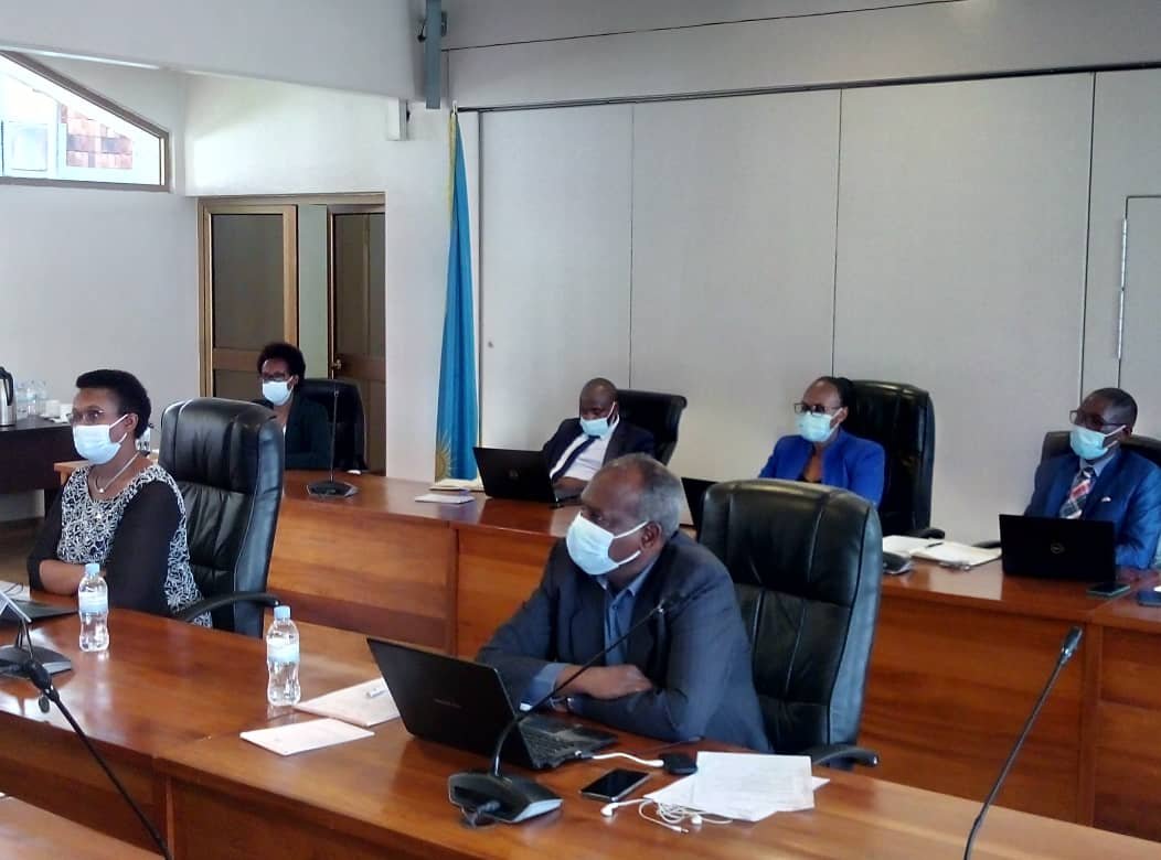 RwandaParliamnt's tweet photo. La délégation des parlementaires rwandais participe à la 46e Session plénière de l'Assemblée parlementaire de la Francophonie. #APF46 https://t.co/wMk0VWGJ1N