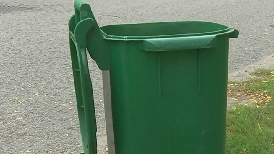 CP24's tweet photo. Man facing prowling charges after allegedly stealing dirty diapers from green bin of Upper Beaches home  https://t.co/L5Grj8qhtm https://t.co/bPQHDq6OqJ