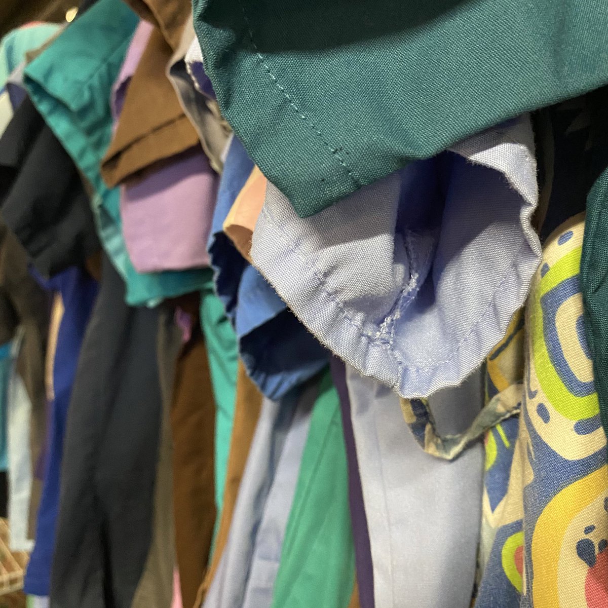 nutsjackson's tweet image. No Scrubs??? TLC would say they don't want no scrub, but we know our customers may just want THESE scrubs! CHEAP scrubs and we've got lots of sizes and colors - even pants!

#NoScrubs #TLC #NUTSjackson #supportGoodSam