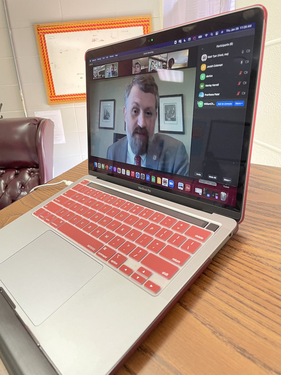 naschoolupdates's tweet image. Mr. Tyer’s 5th Period Social Studies class at NAMS learned first hand how the Judicial system functions by speaking via Zoom with State Supreme Court Justice Josiah Coleman. Justice Coleman described his path to the Supreme Court &amp;amp; took students questions about the legal system.