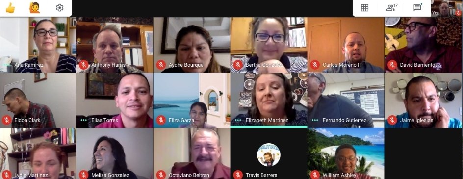 IandGCenter's tweet image. @igmcallen1 @gutiexfer Daily PLC&apos;s at I&amp;amp;GMcAllen. Authentic, Organic; Teachers teaching teachers! #Onlinetechnology #Bringitdontsingit