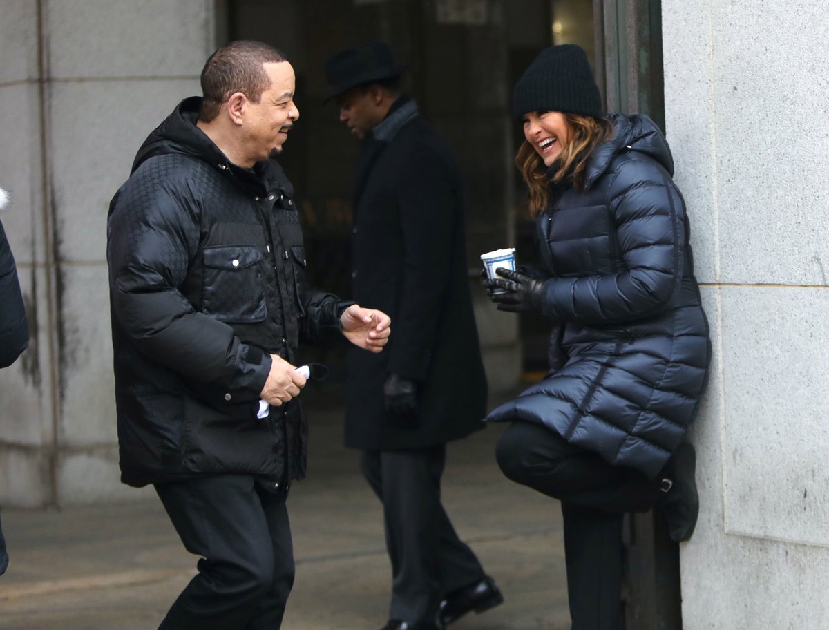 The16thPrecinct's tweet image. Hey Diehards, it’s National #havefunatworkday!!!