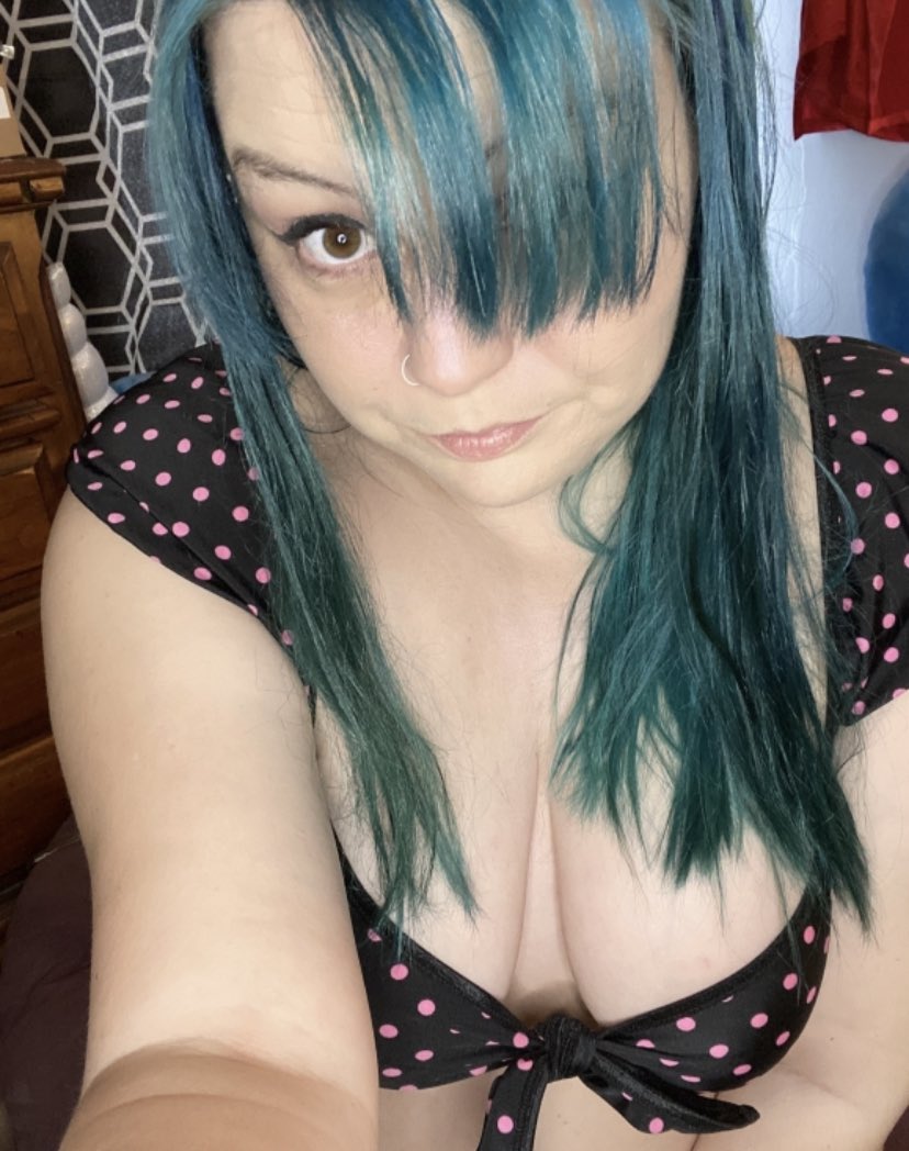 I promise I’ve been a good girl 😈 https://t.co/afA5YZ2uyW