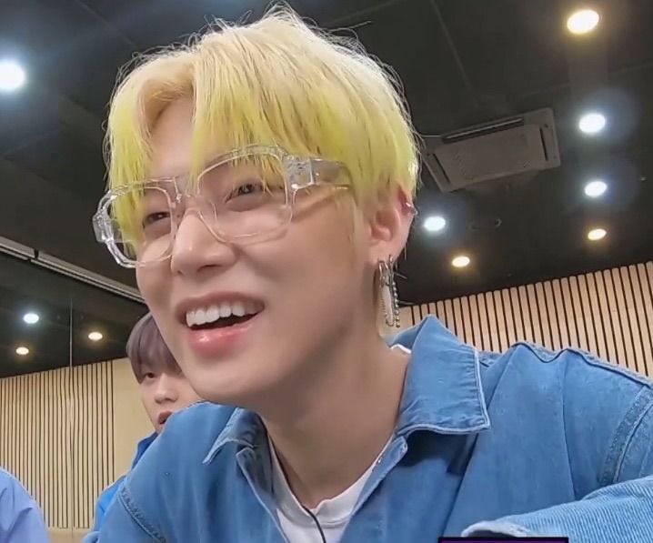 Now my favorite,,smiling and laughing Yeonjun. (*☻-☻*)