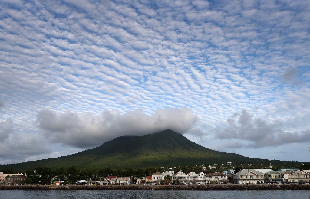 NevisNaturally's tweet photo. UK Comedy โOne Year Offโ To Shoot In Nevis As Caribbean Island Looks To Grow Film Business https://t.co/tviIh0AV3K via @DEADLINE
#oneyearoff #nevis #msrmedia #ukcomedy https://t.co/IHGrXKOW0d