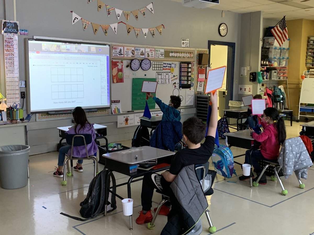 MrsArnote's tweet photo. @ProcterLions first graders had a blast joining @gregtangmath for a lesson. So fun and engaging! I learned that we need more dance parties in math class! #ISDfirst https://t.co/zdpu2ePuLf