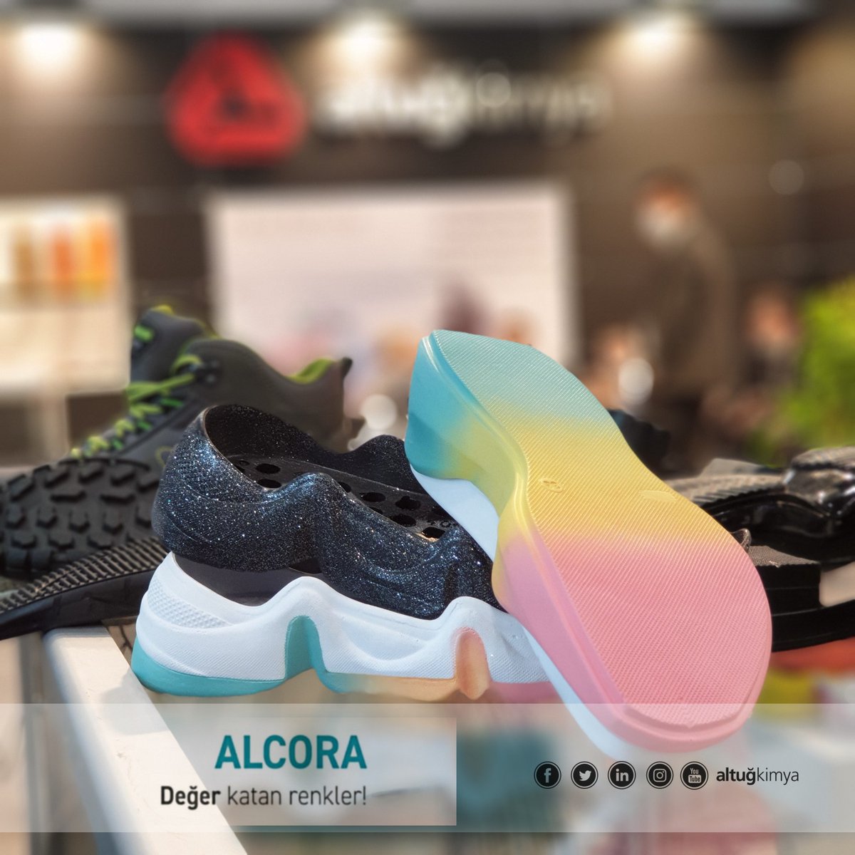 altugkimya's tweet photo. ALCORA Sprey ve Daldırma Boyalar. Değer Katan Renkler.
#footwear #soles #slippers #heel #color #paints #liquidmasterbatch #liquidcolor #inmouldpaints #spraypaint #dippingpaint #polyurethane #tpu #rubber #pvc #abs #polystyrene #eva #faylon #termo #kaucuk #gomma #altugkimya https://t.co/okZEFM3soM