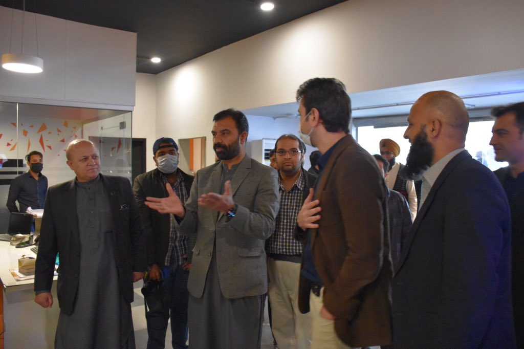 STITKPGovt's tweet image. Closing ceremony of 3-Day Boot camp for women organised by Inspire Mill in collaboration Creative Innovation Unit (CIU) at NIC Peshawar attended by Ziaullah Bangash.
#KPCIU