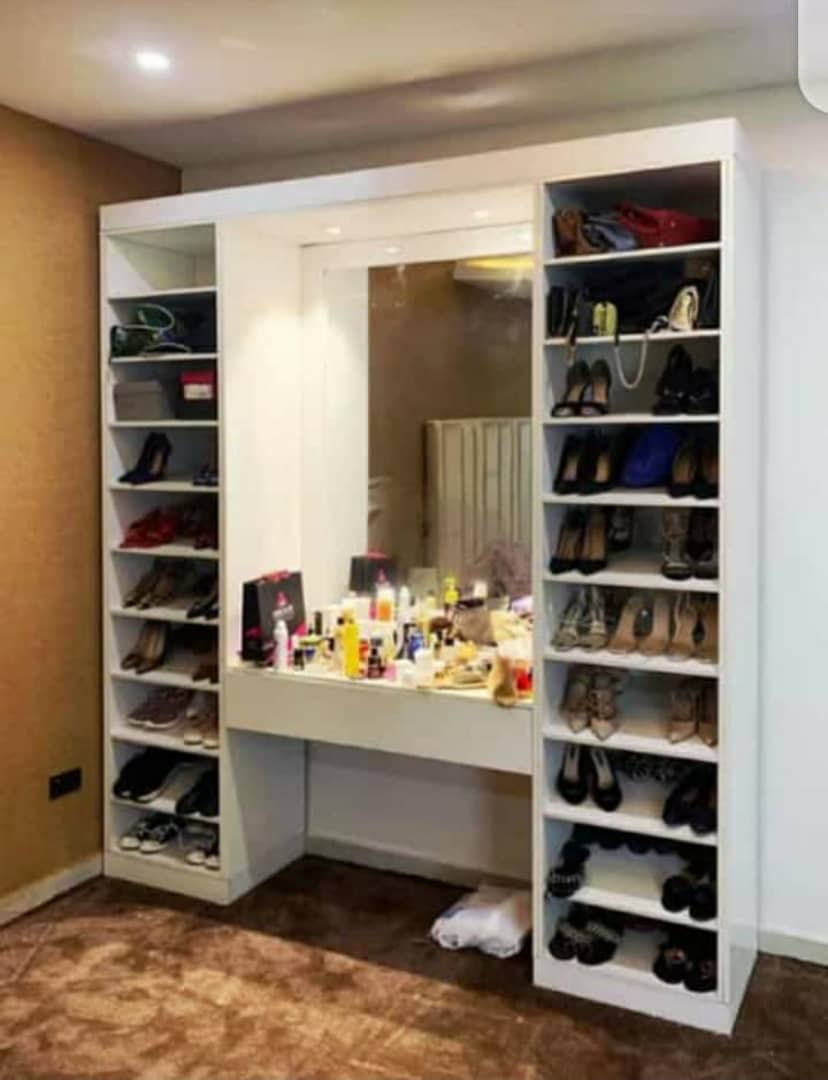 HacknurL's tweet image. Hacknur Prospect Services......send a DM or WhatsApp for all kinds of interior furniture, Chairs, wardrobes, center table, dressing mirror table,kitchen designs. 07066830916

#Ankara 
#smallbusinessmarketing
#silouhettechallenge