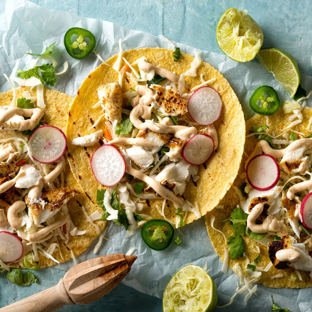 These delicious Firecracker Fish Tacos are simple to make and will keep you coming back for more!  

Check out the recipe on our website! bit.ly/2JgMt82