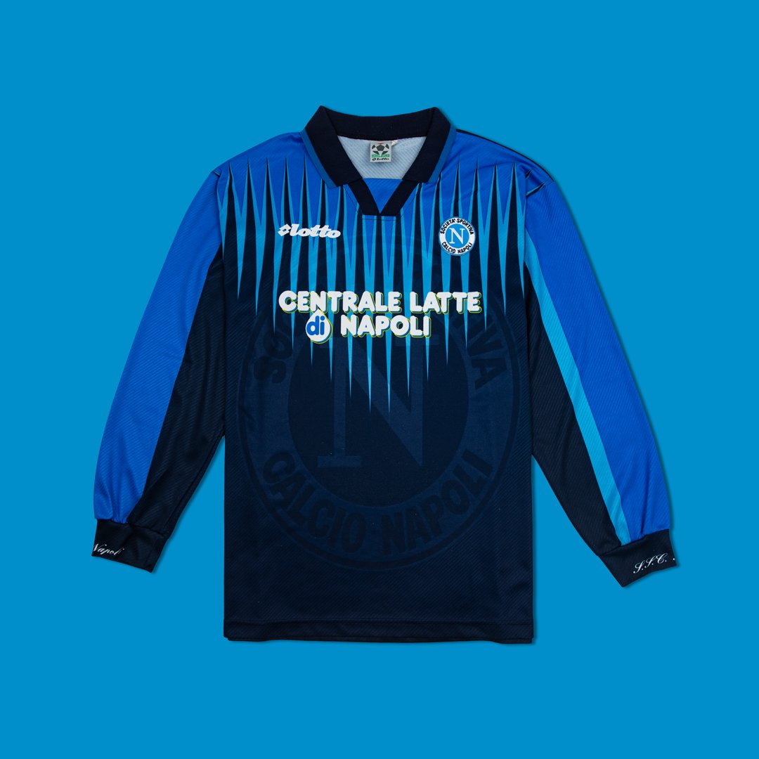 Napoli 1996/97 Third by Lotto A stunning classic lotto design with