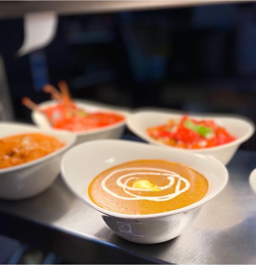 milanbirmingham's tweet photo. Fill your lockdown with beautiful cuisine from Milan’s 🤤🙌 

Delivery and collection!! 25% Off All Collection Orders £25 and above 🙌🔥 Mon to Sat 5-9pm.
Tel; 0121 236 0671

#birmingham #foodies #indianfood https://t.co/Wd1kcRu6id