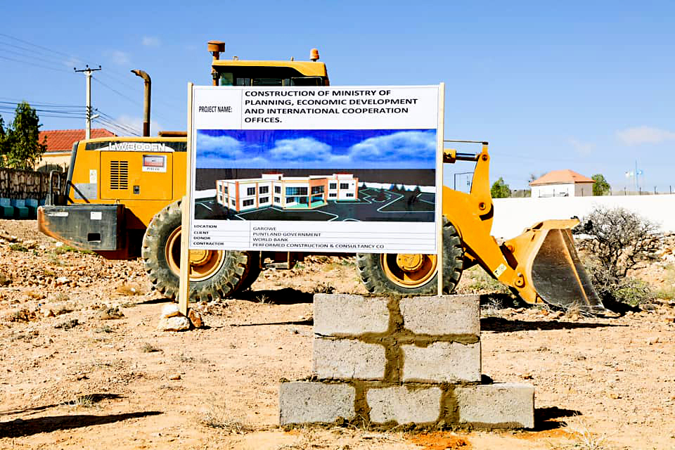 It was great to lay the foundation stone for the construction of a new building for Ministry of Planning, Economic Development and International Cooperation of Government of #Puntland, #Somalia.