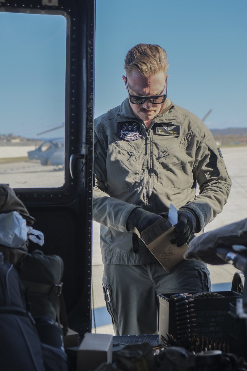 3rdmaw's tweet photo. Lock and Load
GySgt. James Gayheart, an aerial observer with HMLA-369 “Gunfighters,” prepares his ammunition prior to a close air support mission during Exercise Winter Fury on MCAS Camp Pendleton, Jan. 21, 2021.
#HMLA369 #WINTERFURY https://t.co/HPoj2HyBcT