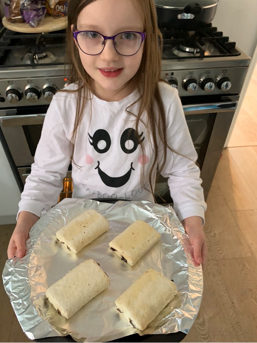 StAnnesKnowsley's tweet photo. Today KS1 enjoyed researching their class countries
Bumblebees found out about Ireland, listened to Irish music & made soda bread
Dragonflies learnt about Spain & some even made churros
Ladybirds researched France & baked pain au chocolat
#sacpskgeography #sacpskinspire https://t.co/KczgiX7Y3F