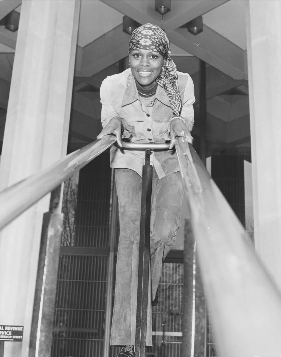 JasmineLWatkins's tweet photo. Cicely Tyson. Queen. Legend. Icon. 

Feels like no words could ever do her justice. https://t.co/RIHZmGy5BT