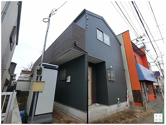 オタクたちにオススメ？オタク同士でルームシェアできそうな戸建物件！
