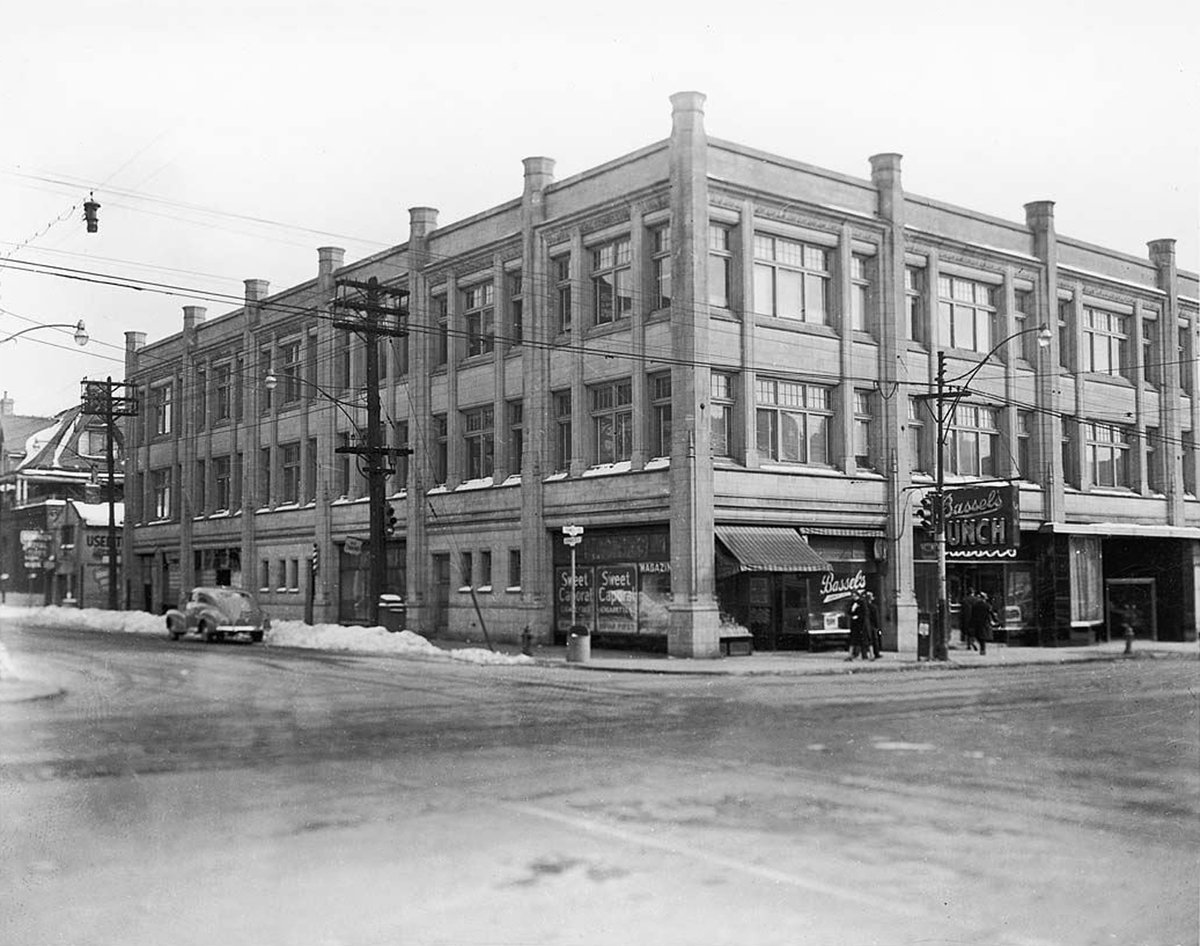 A complete loss, the remains of the Forum Building were demolished. A new commercial block was constructed on the site by 1924, designed by Architects Sprott & Rolph, this new structure was dubbed the Gerrard Building.