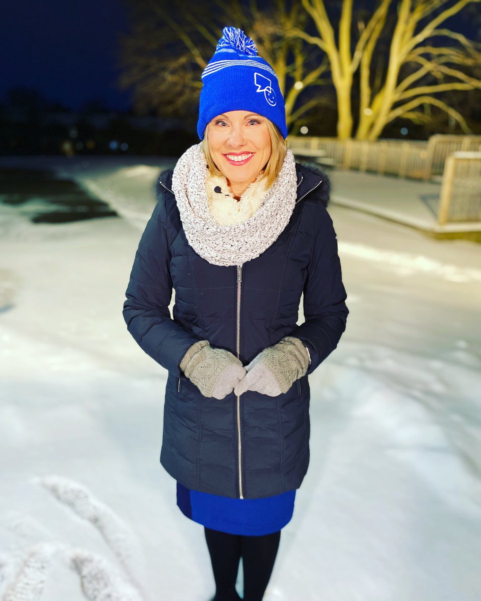 It is #bellletstalkday You are not alone.  Reach out if you need help.  You are not alone. I’m all about self-care.  That means I make time to exercise, I try to eat healthy, I cook, meditate and try to get a proper amount of sleep. #mymentalhealth <a href="/CTVLondon/">CTV London</a>