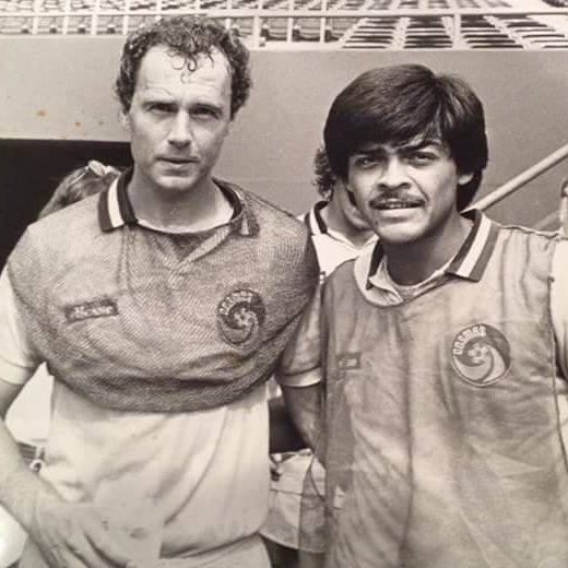 NYCosmos's tweet image. We're saddened to learn about the passing of Hernan "Chico" Borja.
In addition to his time with @NJITsoccer and @USMNT, Chico was a club legend - helping us to back-to-back Soccer Bowl appearances in 1981 and 1982.
Descansa en paz, viejo amigo. Se te extrañará. 🇪🇨❤️