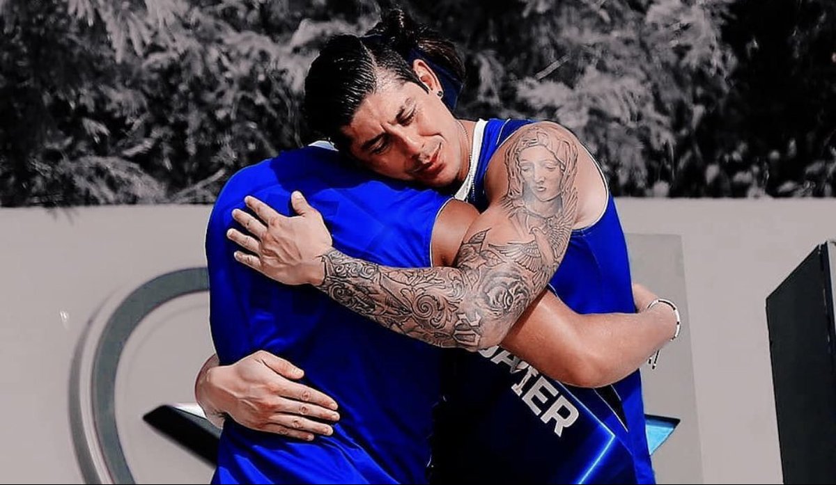 master_chars's tweet photo. Es enorme el corazón pitufo!! ✨✨✨💙

#familaazul 

Gracias a todos por el gran apoyo🥺🌴💪🏼 https://t.co/jRPj4JM3Ok