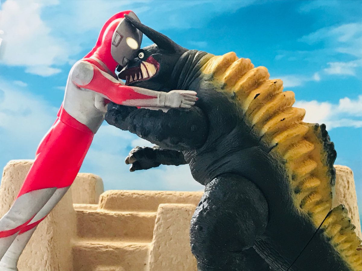 ウルトラマン vs ネロンガ 極クオリティver！ - 特撮