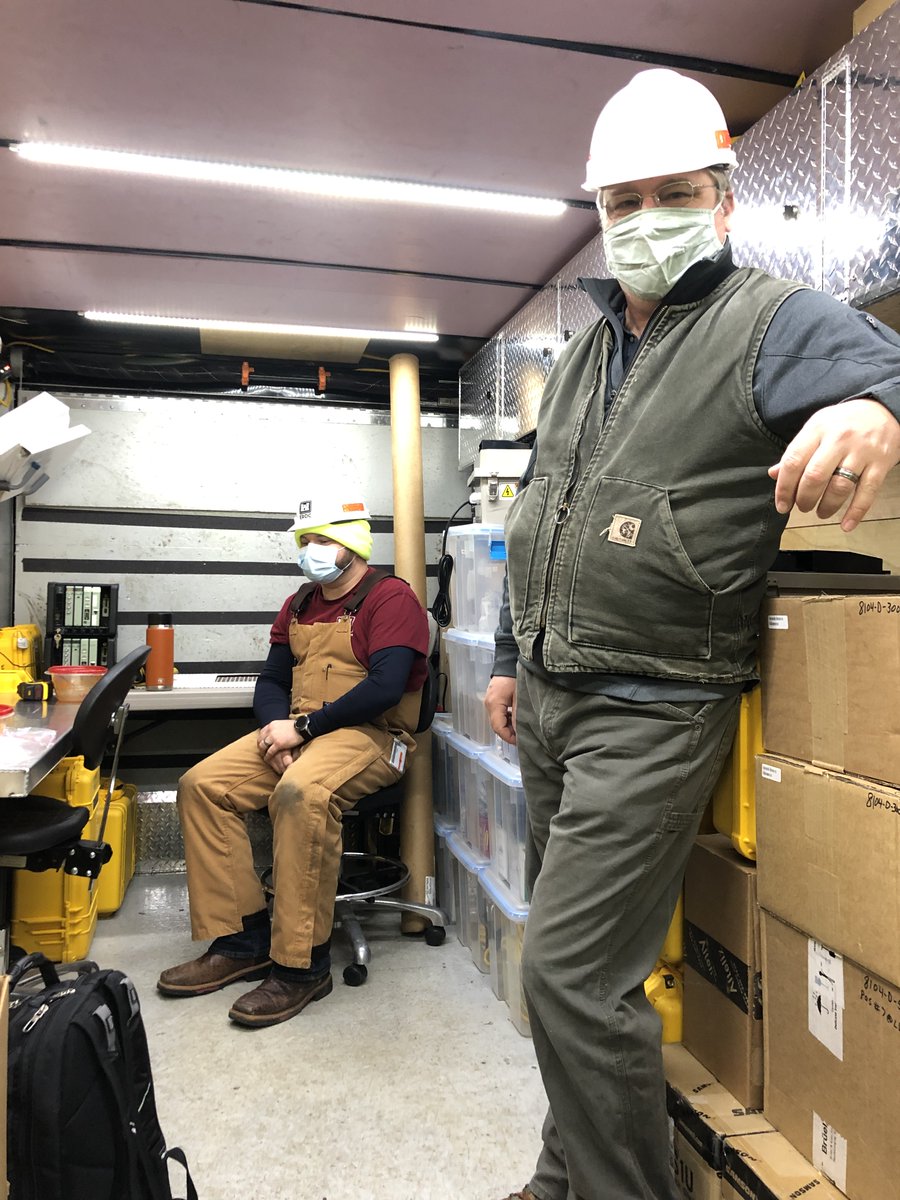 christawoodley's tweet photo. Its a slow week for @MKBrey and @ArmyERDC team at Lock & Dam 19! #UADS is waiting for its lift into the approach channel. #Asiancarp #UADS #UnderwaterAcousticDeterrence #WomenInSTEM #WomenInScience #unfoldingstories #invasivespecies #soundscapes #behavioralengineering https://t.co/gO2WEpxJn9