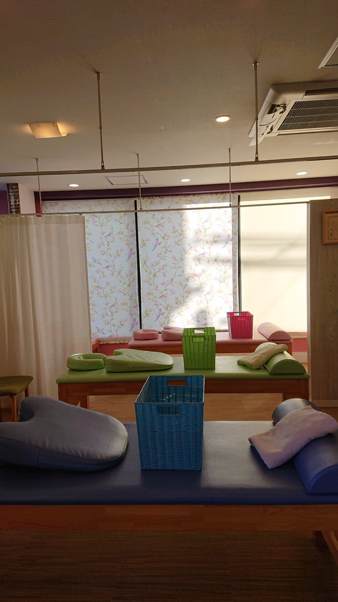 ide_ma_ch's tweet photo. おはようございます！
そしてお久しぶりです！

手当て無しの雇われ院長。
１日の平均労働時��11時間。(残業代無し)
さすがに疲れを感じてきた今日この頃。

なので、ちょっと気持ちの向けかたを変えてアクティブにポジティブに動いていくのであります。

自分を労る事も大切！ https://t.co/RU87tVIon0