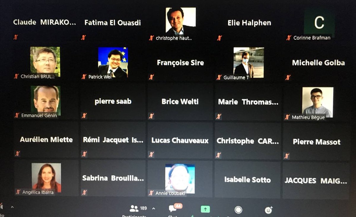 RE_HautsdeSeine's tweet photo. Nous sommes 200 marcheuses et marcheurs des #HautsdeSeine ce soir autour de nos ministres, parlementaires, élus locaux, référents, pour dessiner ensemble les perspectives politiques de demain. @JMaireofficiel @celinecalvez @Ch_Hennion @lauriannerossi @flprovendier @AdrienTaquet https://t.co/IDX6LeB6mP