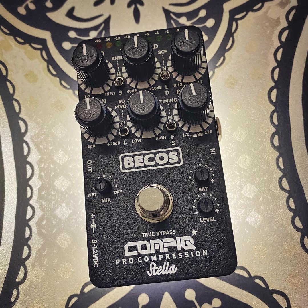 becosfx's tweet photo. Available in the USA 🇺🇸 at Gear Hero HQ @gearherohq 👉 Is the @becosfx #compiqstella the best standard size #compressor #pedal on the market? We think so. Exquisite control, saturation and clarity. The #knobsperdollar is ridiculous!

#morepedalsthananyone https://t.co/7XLQPH6hF3
