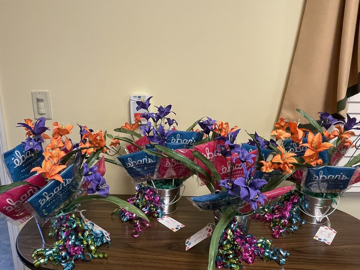 csvfd236's tweet photo. Thank you to our Life Enrichment team!  We appreciate everything you do for our residents each and every day! @nolafoodguy @MckeeJmckee73 @TrilogyLiving @WMBHoosier https://t.co/g10MUR8QCe