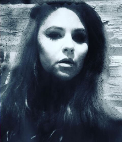 EMPERATRIX4's tweet photo. New band Emperatrix! New single Phase available now! Check it out &amp; give us a follow: https://t.co/CUihT15HcT

#musicians #music #musician #indie #singer #guitar #musicislife #artist #alternativerock #song #newmusic #band #rock #guitarist #singers #musiclife  #singersongwriter https://t.co/SQYQoJuoQR