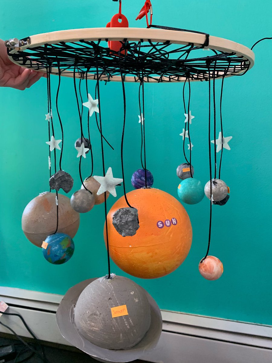 _SBender's tweet photo. After learning about Earth & Space, my virtual students created their own models of the solar system. I am blown away by the creativity and hard work they put into their projects! #5thgrade #virtuallearning #science #teachnb https://t.co/xvh27N5ITp