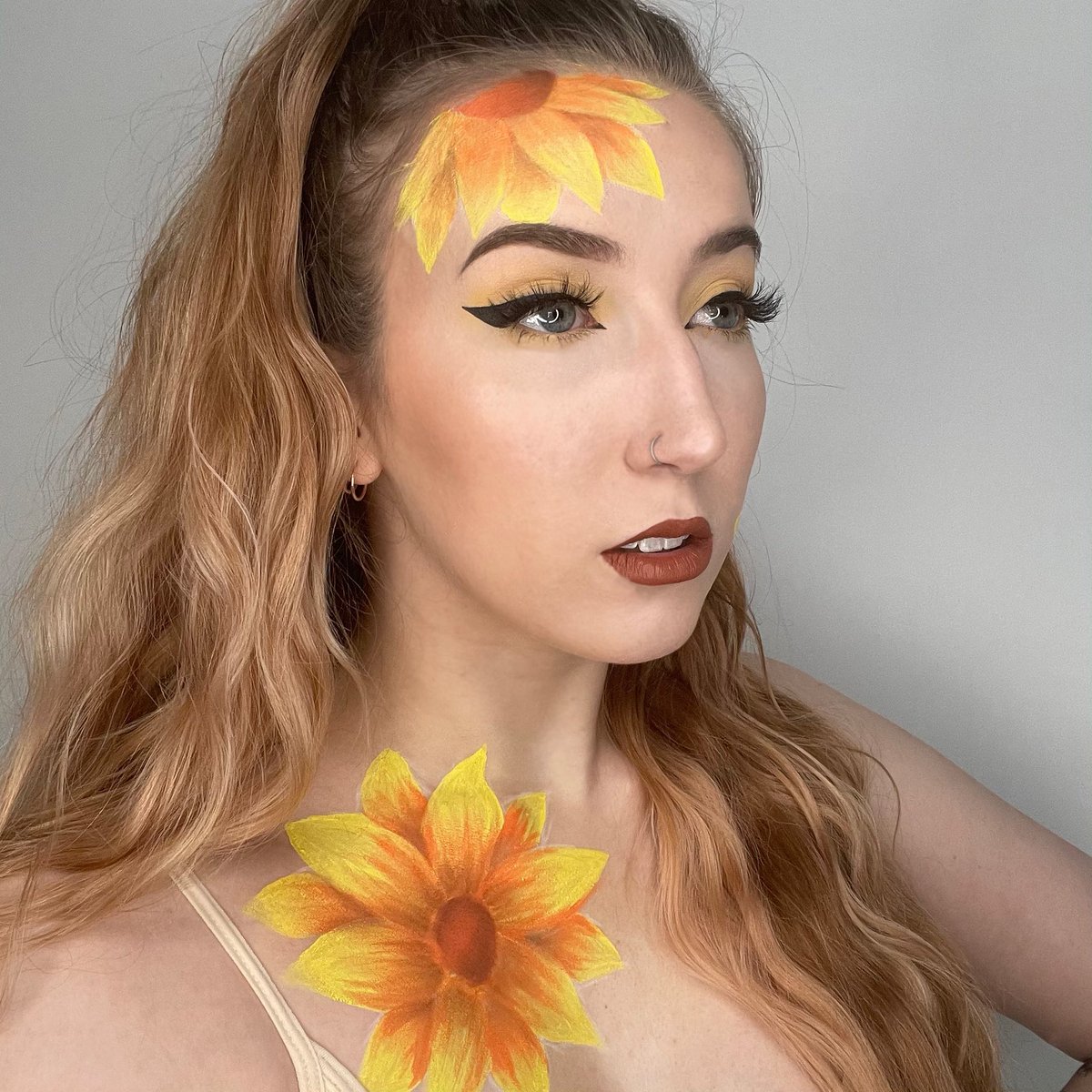 SammyArtistry's tweet photo. Just a happy sunflower 🌻

#makeup #makeupartist #makeupinspo #sunflower #makeuplooks #makeupaddict https://t.co/5AWb2npwLS