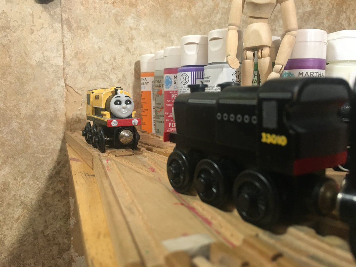 CloudtheLoud48's tweet photo. The moment I saw @LJProductions21 return, I stopped what little custom work I was doing and sped-run made this. #LoudCustoms https://t.co/UVSQNB3sML