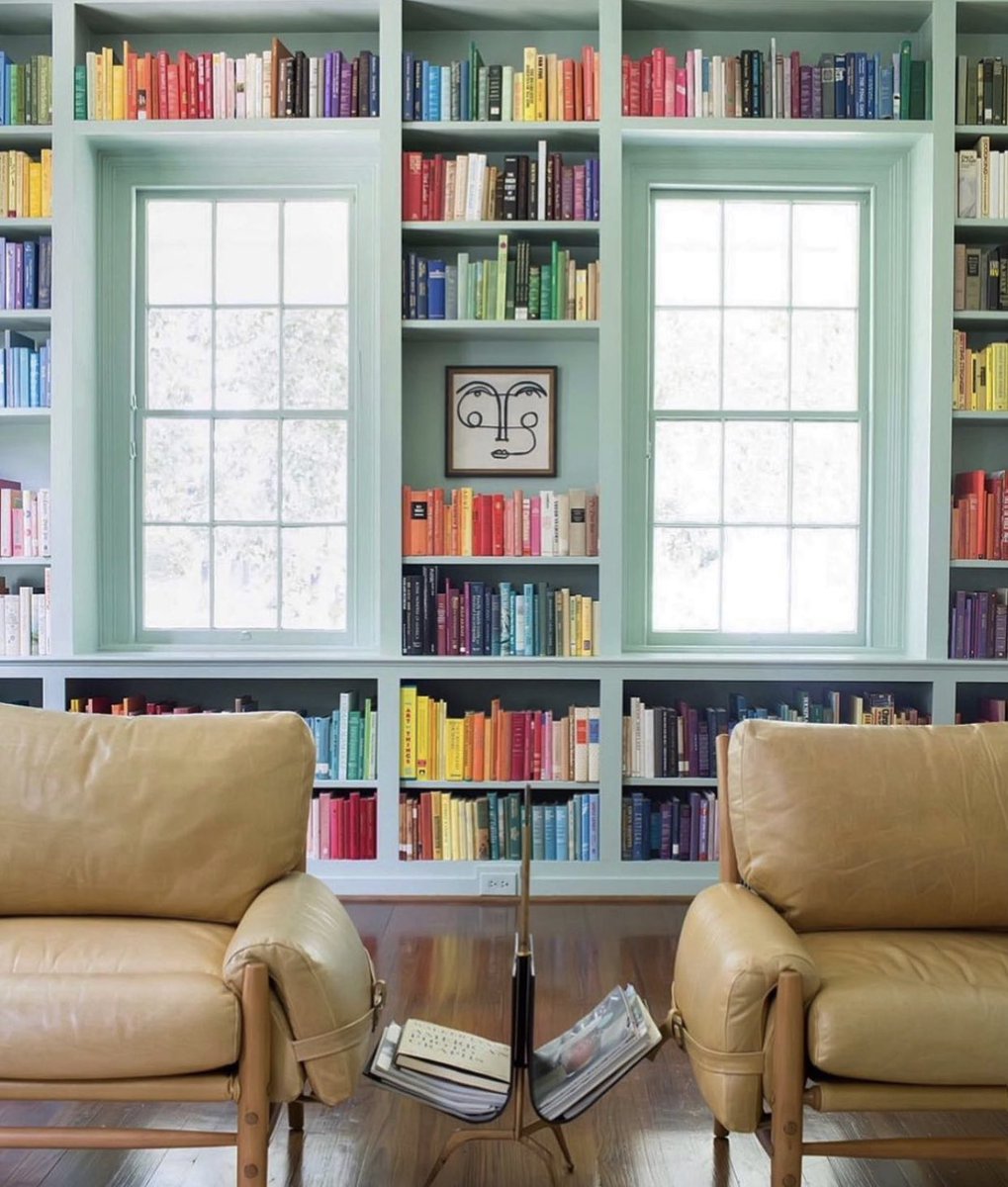 AndersonGoldOne's tweet image. What books are on your list for 2021?

“Books are a uniquely portable magic.”
— Stephen King