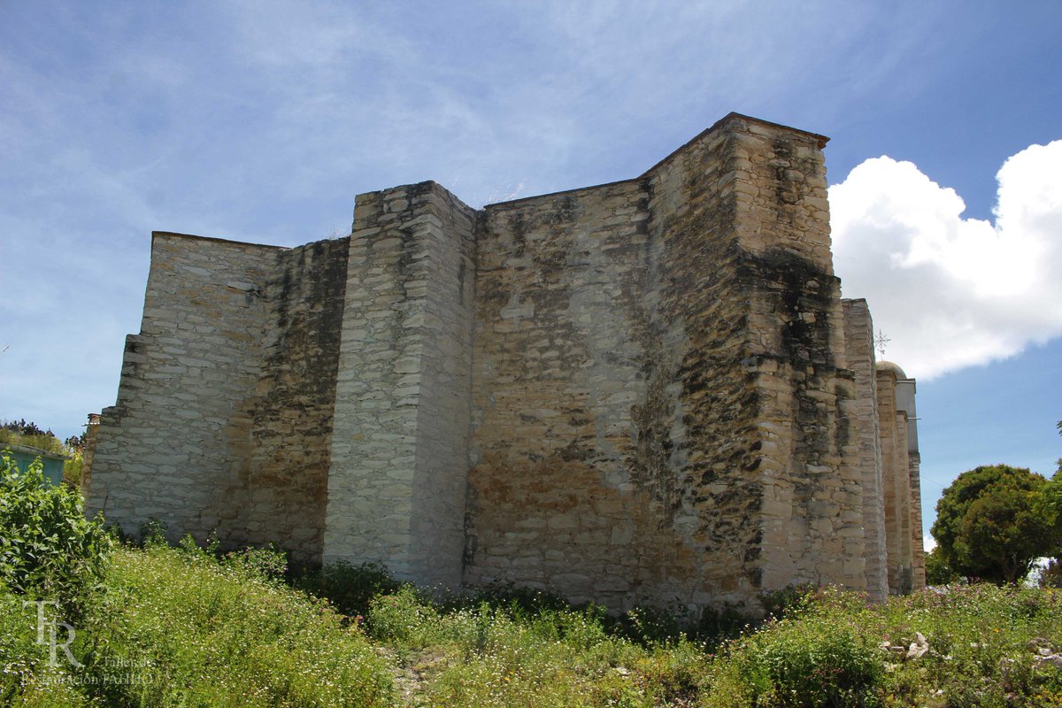 t_restauracion's tweet photo. Esta mañana, algunas imágenes previas a la restauración del templo de Santa Catarina Adéquez.
El área donde comenzaremos la 1ra. Etapa es el presbiterio, entre sus principales daños carece de cubierta.
Financiamiento 1ra. Etapa: #Comunidad, #FOREMOBA @cultura_mx y @FundacionAHHO. https://t.co/2AIpE3aAmp