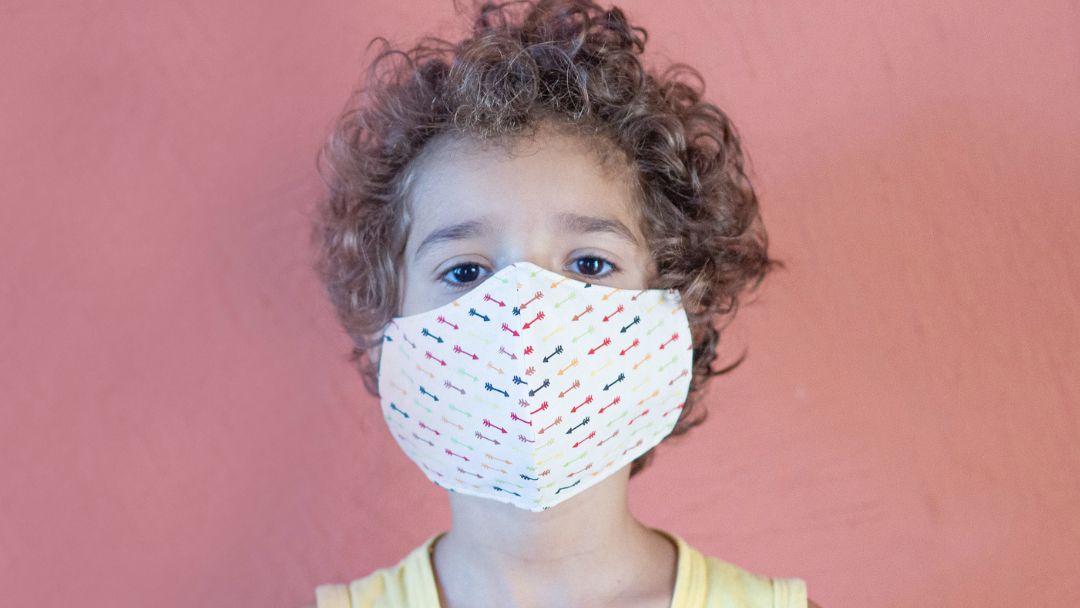 OneOahu's tweet image. We can do it, #Oahu! ✌🏼 #MaskUp when you're in public, especially when you're indoors and outdoors when you cannot maintain 6 feet of physical distance from people who are not part of your household. #Mahalo for your #kokua in slowing the #spread of #COVID19! 🤩