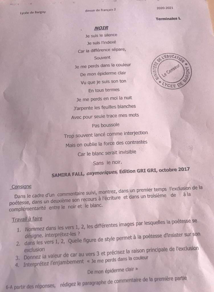 atiboudiallo's tweet photo. "Noir" un texte extrait d'Oxymoriques de @Samira_Fall comme sujet de devoir pour les élèves en classe de Terminal du lycée de Bargny. https://t.co/6H7B4bJhjp