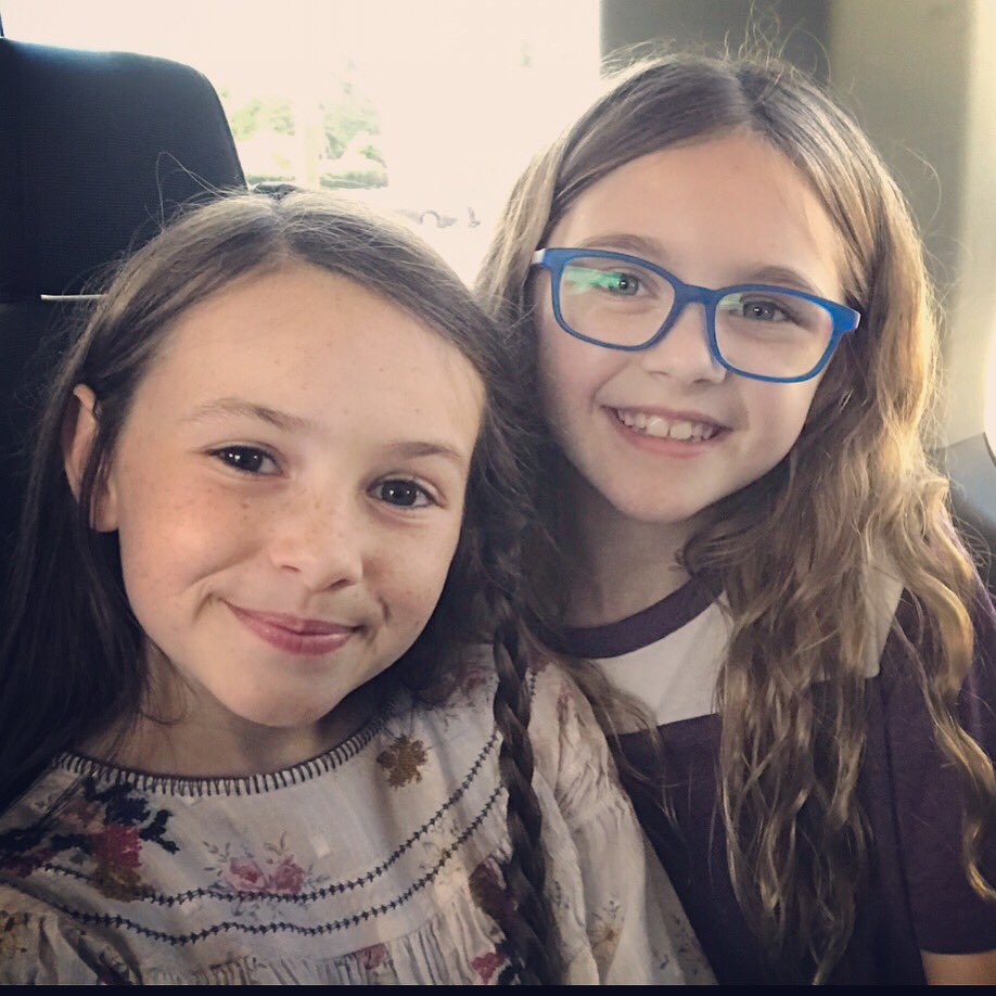BelleAna_Rose's tweet photo. Since itβs Thursday and all.....π Just a way-cute #tbt
@amcthewalkingdead @thewalkingdead
#twd #twdfans #twdfamily #gracietwd #twdgracie #twdcaileyflemming #twocuties #friends #actresslife #littleactresses #smiley #sweeties #buddies #grateful #imissyou β€οΈ #tbthursday https://t.co/kRiEf6kakj