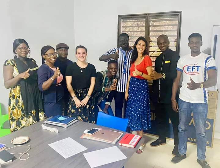 jean_ganame's tweet photo. L'honneur fut pour le Mercredi 27 Janvier dernier de participer par Visio conférence à la réunion entre l’équipe Mahna et Empow'Her pour la mise en place du projet #communia au Burkina Faso.
#empowher
#lateammahna
#ecofintech
#jegap
#on_fonce https://t.co/zzmfDbKn5b