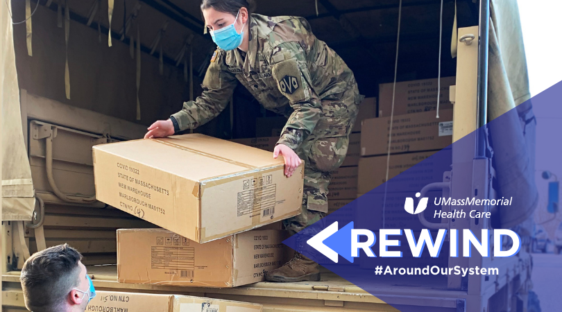 umassmemorial's tweet photo. It's time for our #FridayRewind! ⏪ #UMassMemorial
1️⃣ @MarlboroughHosp receives 100K masks from @TheNationsFirst: https://t.co/0OplWziUWW
2️⃣ A recovered #COVID patient gives back @DCUCenter: https://t.co/9vHRD4Wf1W
3️⃣ Congrats Steve Roach @haclintonhosp!
https://t.co/XPqPlfs02i https://t.co/HJpGPMIAf1