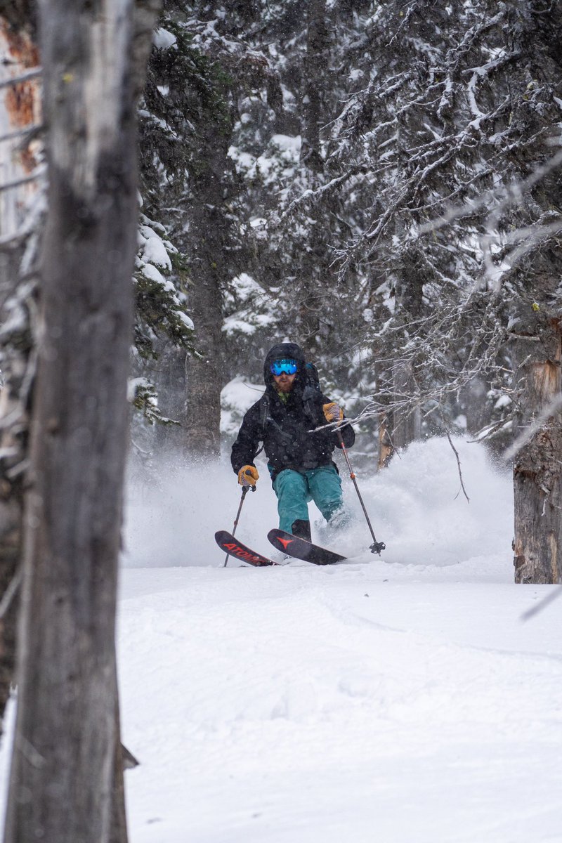 SilversDrew's tweet photo. Winter isn’t over yet #prayforsnow https://t.co/z25EjzYSVt