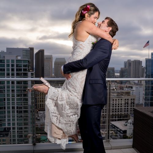 HoffmanEvents's tweet photo. I got to spend an evening at the @UltimateSkybox to celebrate #ElenaandSantiago ✨😍 Congratulations you two for beginning a new chapter together 🎉❤️ #bhpv 

Wedding Gown: @BHLDN 
Florists: https://t.co/Io8SJPScsD
Caterer: https://t.co/iAscxHBP3J
DJ: DJ Rooster Music https://t.co/Z8aoqy72WM