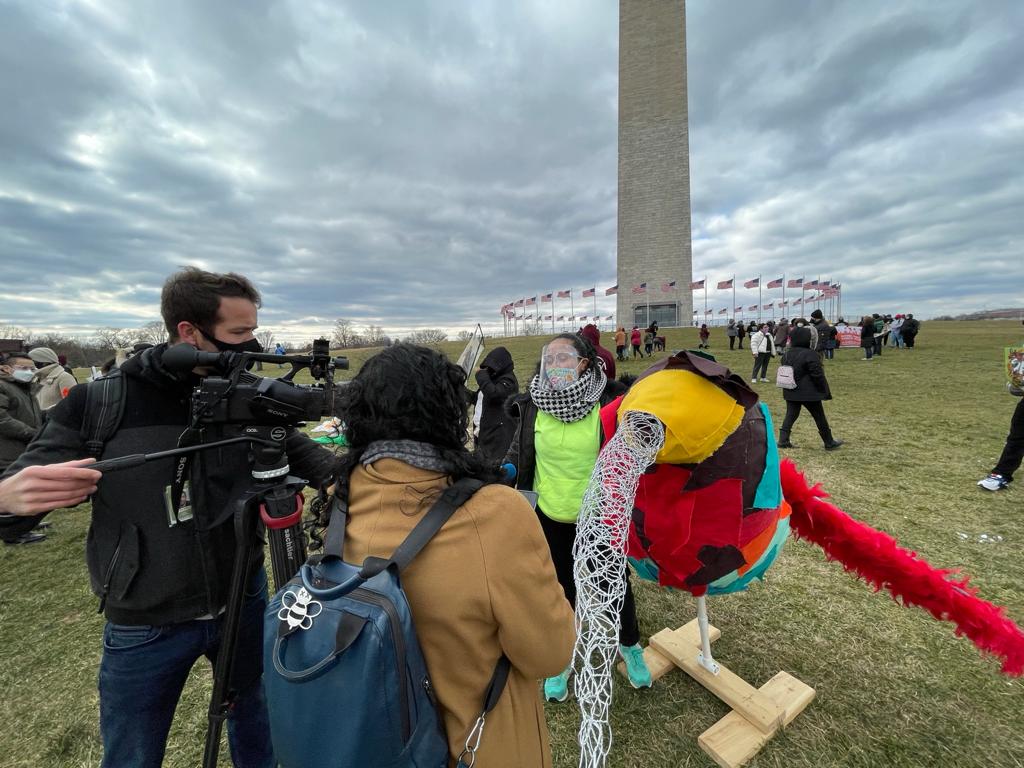 PlusPeaceCo's tweet photo. We remember the 4th anniversary of the US Muslim #TravelBan. We speak our, w/ immigrant justice folks, to end immigrant prisons.
#AllOfUs deserve dignity, respect, safety & justice.
#BuildingPeace #PeopleBuildPeace https://t.co/kfvCExgLrU