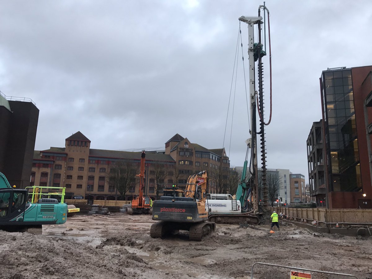 Chell1Tim's tweet image. Pushing on with the piling on the EQ project in Bristol #BAMConstructUK won&apos;t be long before we start digging a rather large hole well done to all keeping business going in difficult times 💪